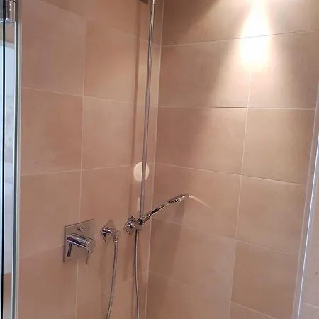公寓 Lake View 2 Bedroom *